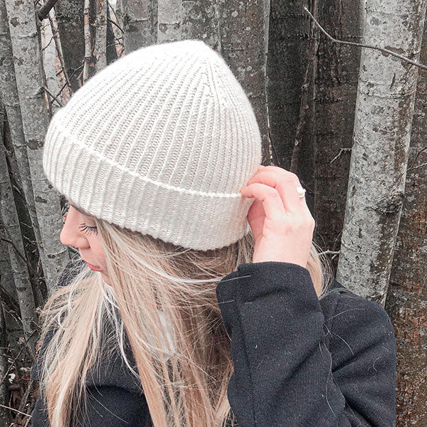 Garnkit: Emils hue fra KnitVik (opskrift + garn)